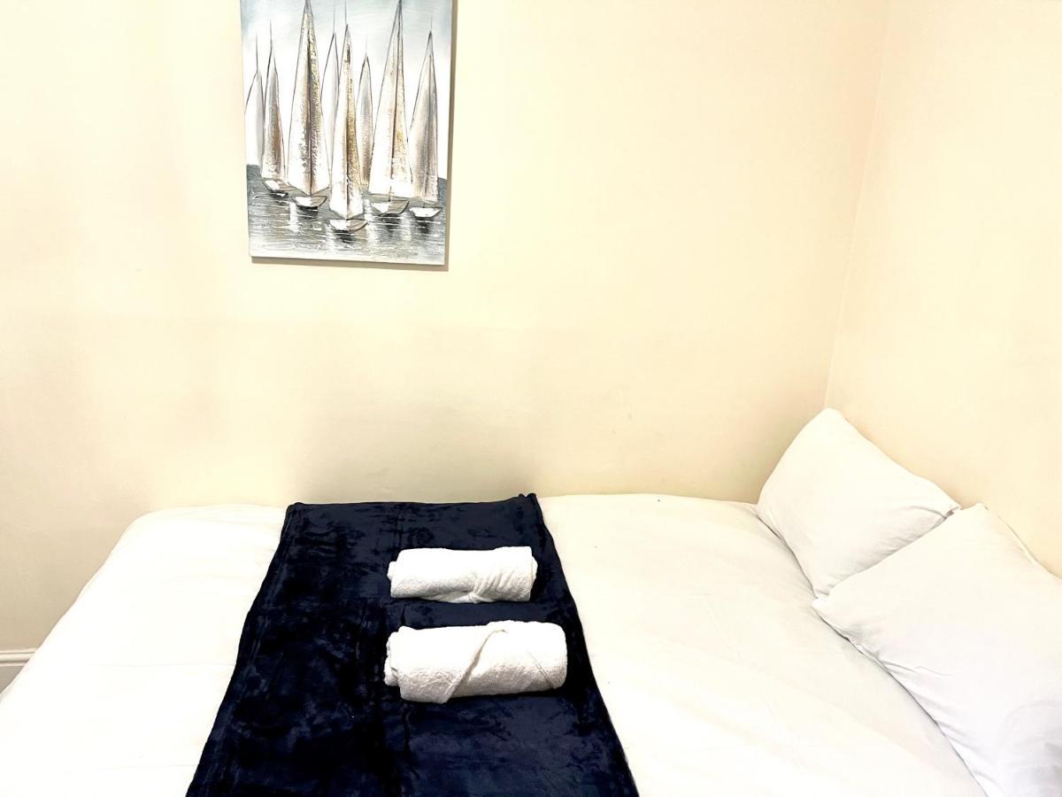 Aldgate Holiday Rooms Londra Dış mekan fotoğraf