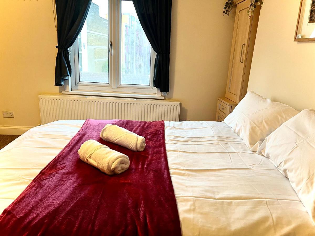 Aldgate Holiday Rooms Londra Dış mekan fotoğraf