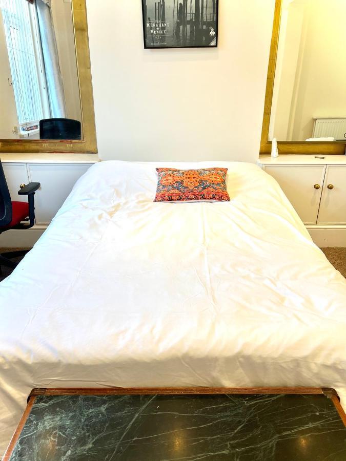 Aldgate Holiday Rooms Londra Dış mekan fotoğraf
